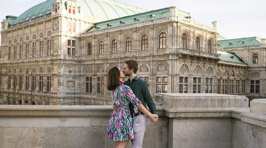 Vienna Photoshoot with a Local Photographer - Private 1 hour