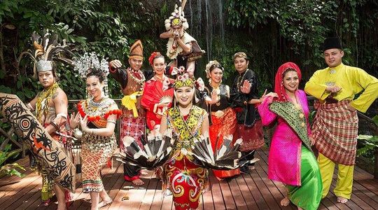 Kuching City Tour plus Sarawak Cultural Village