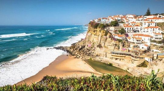 From Lisbon: Private Queluz Palace & Capuchos Convent Tour