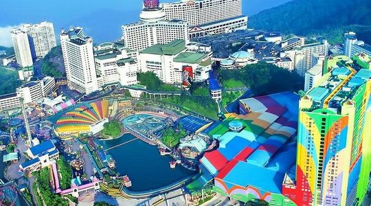 Genting Highland Full-Day Tour Include 2-Way Cable car Ride