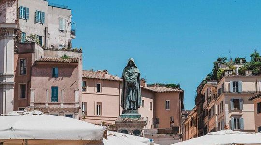 Authentic Italian Dessert and Private Sightseeing Tour in Rome