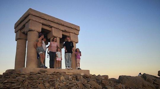 Full day tour to Nizwa, Jabrin and Misfat Al Abreyeen