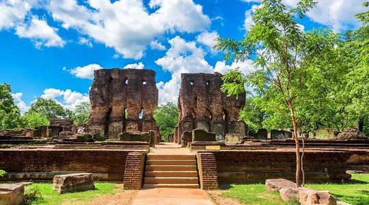 Polonnaruwa Ancient City Private Day Tour (Hidden Gems)