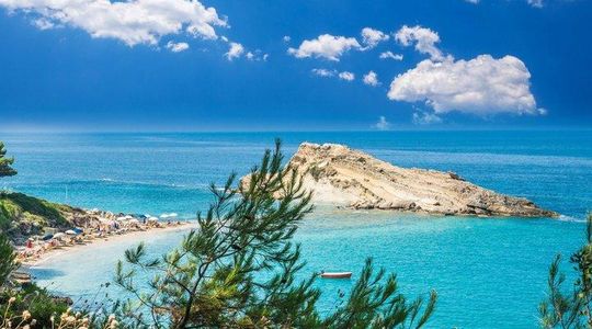 Private Shore Tour: Argostoli, Castle, Winery & Makris Gialos