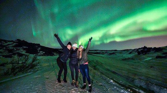 4-Day Iceland: Golden Circle, South Coast, Volcano Hike & Northern Lights