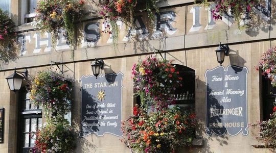 Food Tour + Cheese Tasting led by food writer in UNESCO old town