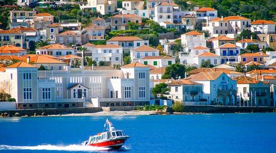 Spetses Island Day Private Trip From Athens