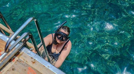 Krabi 4 Island Tour by Longtail Boat with Hotel Transfer