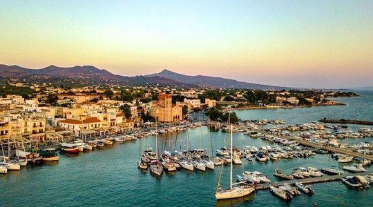 Aegina Island Day Small Group Tour with Ferry Tickets Included