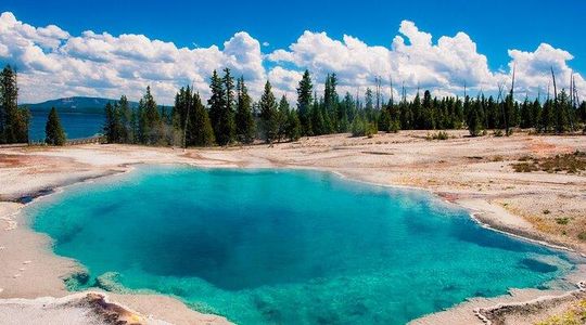 Ultimate Audio Tours: Yellowstone, Glacier, Grand Teton & Banff