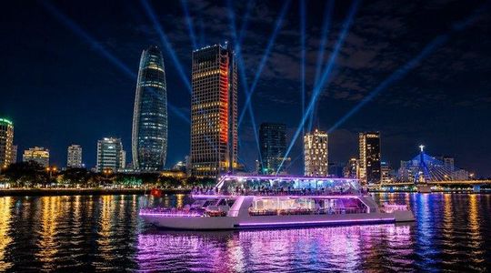 Da Nang Han River Night Cruise Sightseeing And Dinner Option