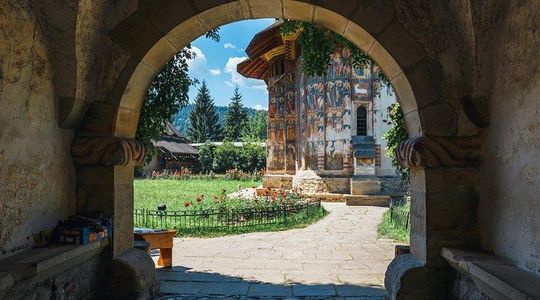 Day trip from Iasi to the UNESCO Painted Monasteries in Bucovina