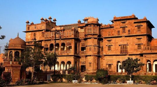 Royal Trails of Bikaner (Guided Half Day City Tour)