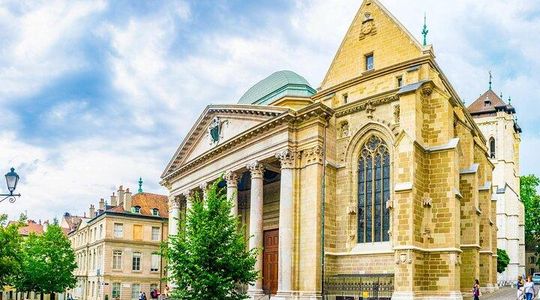 Highlights of Geneva: Dark History Quest Experience