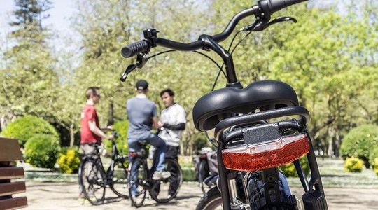 Private e-Bike Tour in Porto – Explore Riverside, Beaches & Parks