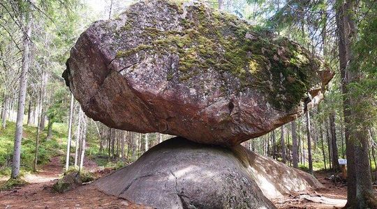 Private Excursion Kummakivi, Olavinlinna Castle & Scenic Drive