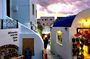The Highlights of Santorini on a Mini Bus Daily Sunset Tour