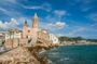 Tarragona and Sitges Tour with Small Group and Hotel Pick Up