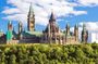 Ontario and Quebec Highlights 4-Day Small-Group Tour from Toronto