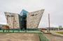 Private Belfast Half Day Tour with Black Taxi and Luxury Minivan