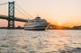 City Cruises Philadelphia: Signature Dinner Cruise with Buffet