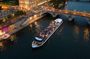 Paris Gourmet Dinner Seine River Cruise with Singer and DJ Set