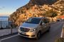 Small-Group Tour of the Amalfi Coast by Minivan with Light Lunch