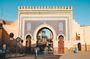 Discover the city of Fes on foot with the best guides