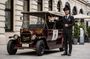 Vienna City Tour with Luxury E Old Timer