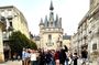 Free Walking Bordeaux Tour ENG + 1 glass of wine (Tip based)
