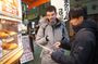Nishiki Market Brunch Walking Tour (7 Tastings + Brunch)