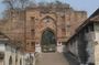From Varanasi: Day tour to Chunar fort and Siddhnath Falls