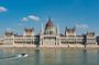 2 sides of Budapest: 2, 5 Hrs Walking Tour (4 h with Heroes' sq.)