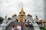 Bangkok Temple Tour: Golden temple & Wat Noi with Gems Gallery