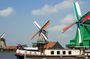Day Trip from Amsterdam to Zaanse Schans Windmills and Volendam