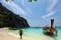 Phi Phi Islands Tour in Spanish Snorkel Lunch and Longtail Boat