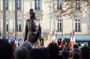 Bordeaux Famous Figures 2h Walking Tour