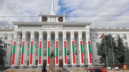 Transnistria unrecognized country small-group tour from Chisinau