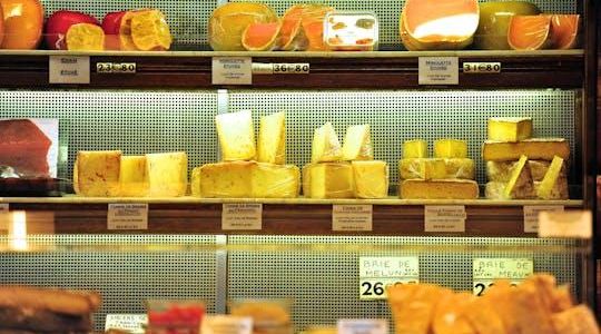 Food tour of the Marais neighborhood