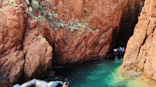 Boat & snorkeling trip to the Esterel Calanques from Cannes