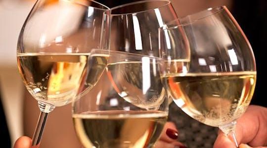 Mornington Peninsula Winery tour with lunch and wine tasting