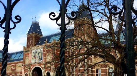 Self-guided Discovery Walk in Amsterdam’s De Pijp outdoor arts and culture