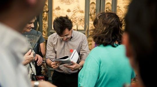 Historical whodunit self-guided tour in Florence