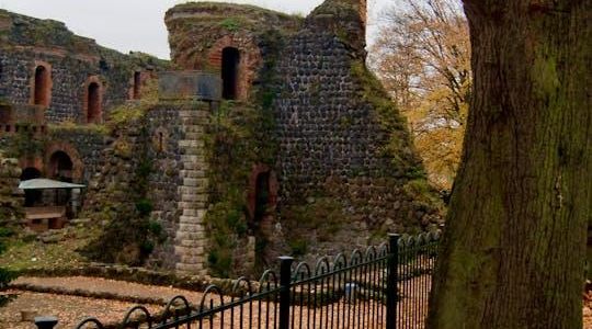 Self-guided discovery walk in Düsseldorf’s Kaiserswerth