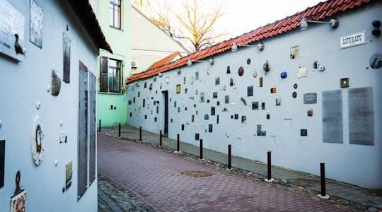 Self-guided Discovery Walk in Vilnius - mysterious miracles