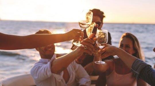 Gold Coast sightseeing dinner cruise