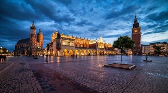 Creepy Kraków by night walking tour