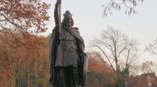 Alfred the Great ghost trail walking tour