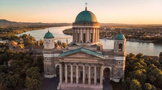 Danube Bend full-day tour with lunch from Budapest