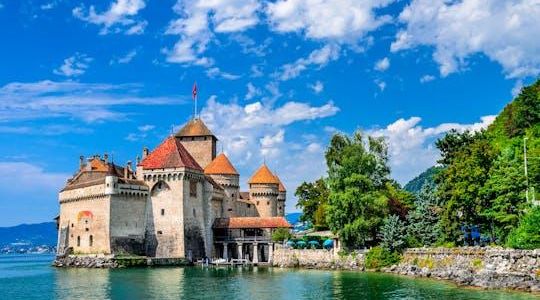 Montreux and Chillon Castle Day Tour from Lausanne by Bus